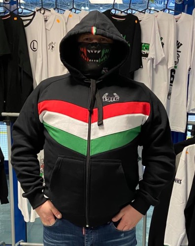 bluz v czarana akt 1.jpg